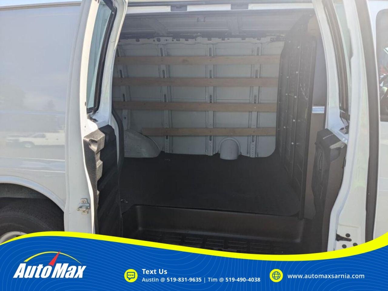 2019 GMC Savana 2500 Work Van Rear-Wheel Drive Cargo Van Photo