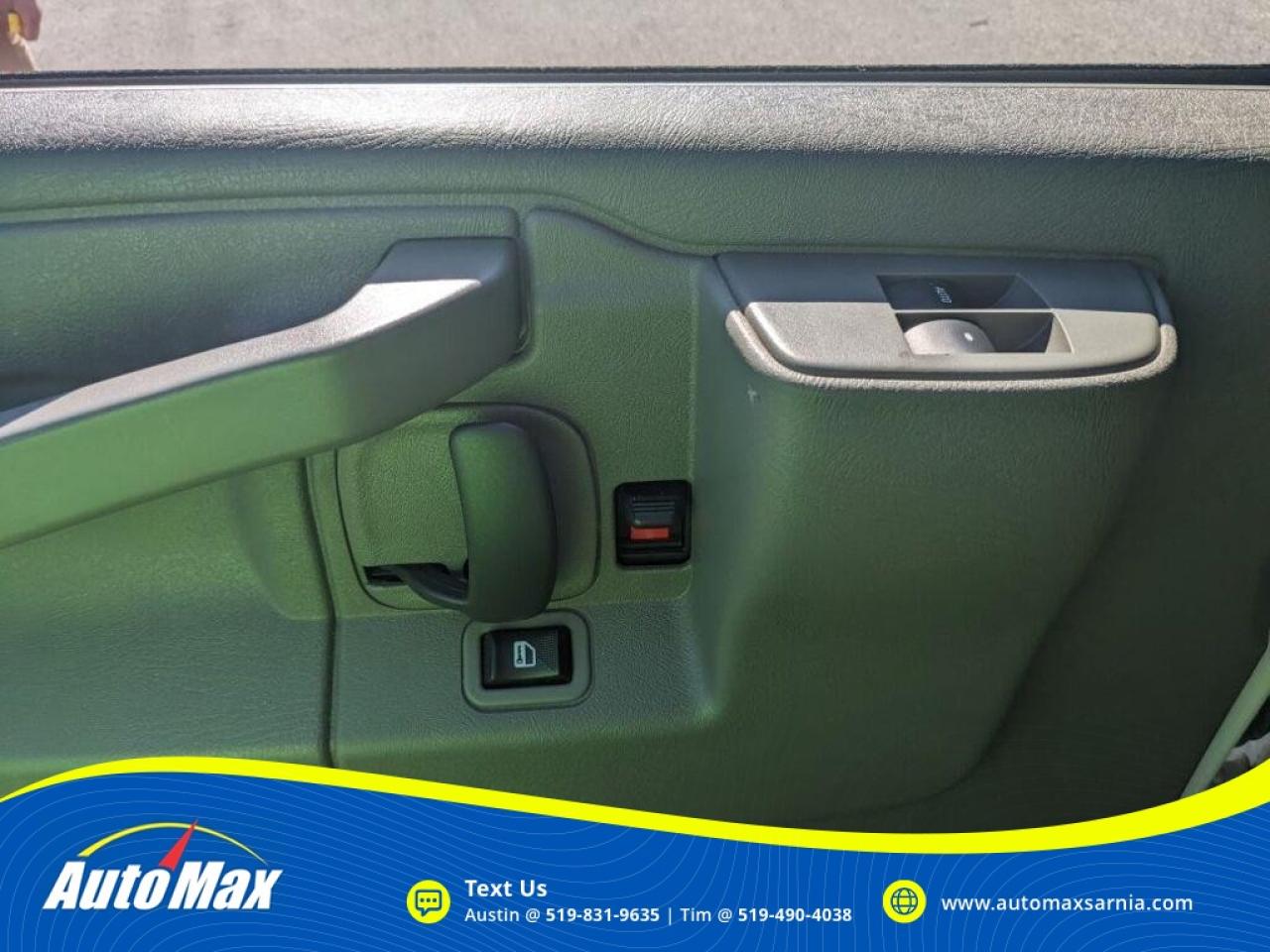 2019 GMC Savana 2500 Work Van Rear-Wheel Drive Cargo Van Photo