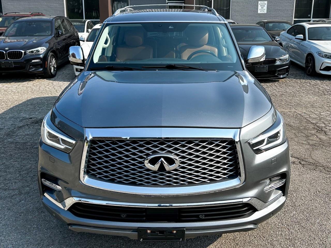 2018 Infiniti QX80 8 passenger / Rear TVs / No accident / 1 owner Photo