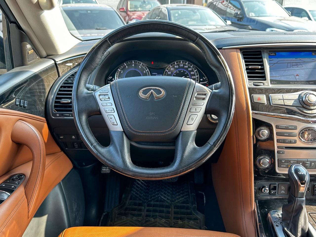 2018 Infiniti QX80 8 passenger / Rear TVs / No accident / 1 owner Photo