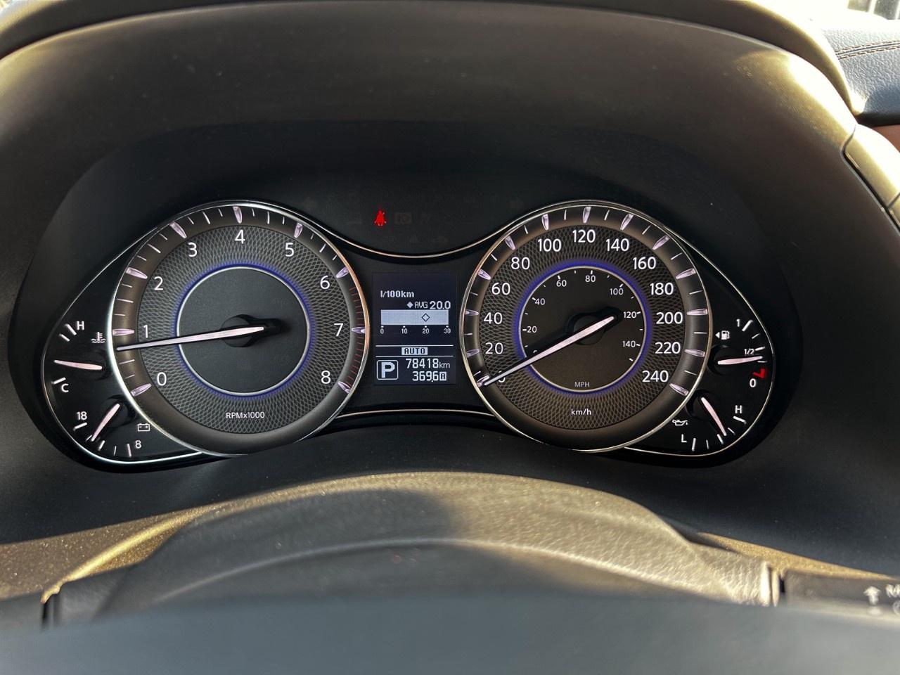 2018 Infiniti QX80 8-Passenger Photo