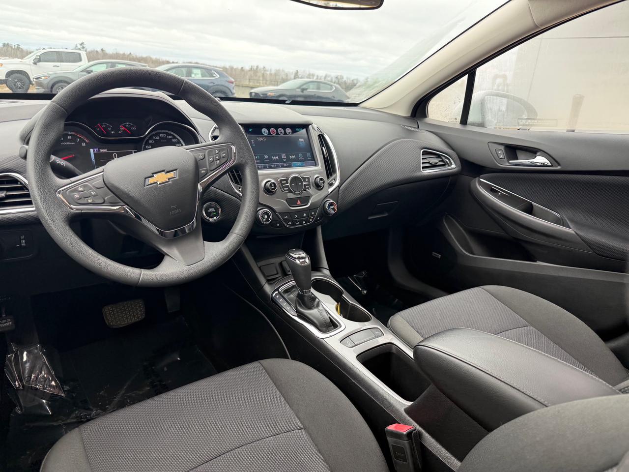 2016 Chevrolet Cruze LT Auto 4dr Sedan Photo