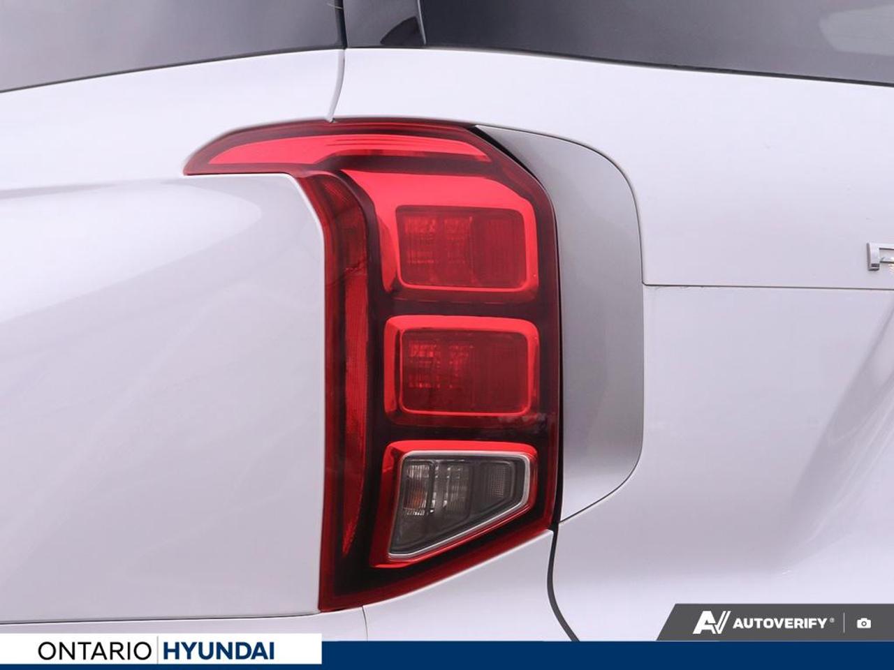 2020 Hyundai PALISADE Luxury 7 Passenger 4dr All-Wheel Drive Photo