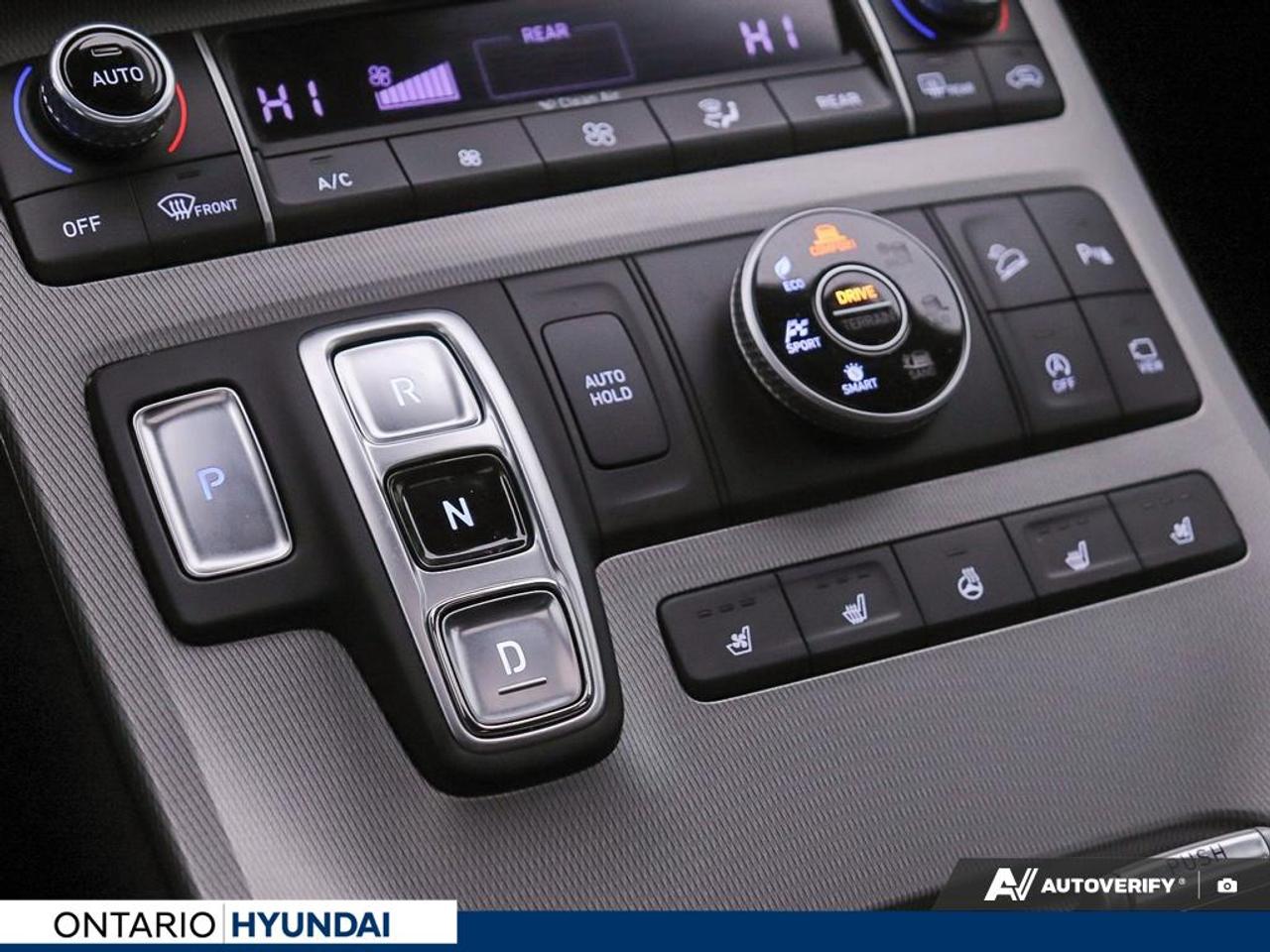 2020 Hyundai PALISADE Luxury 7 Passenger 4dr All-Wheel Drive Photo