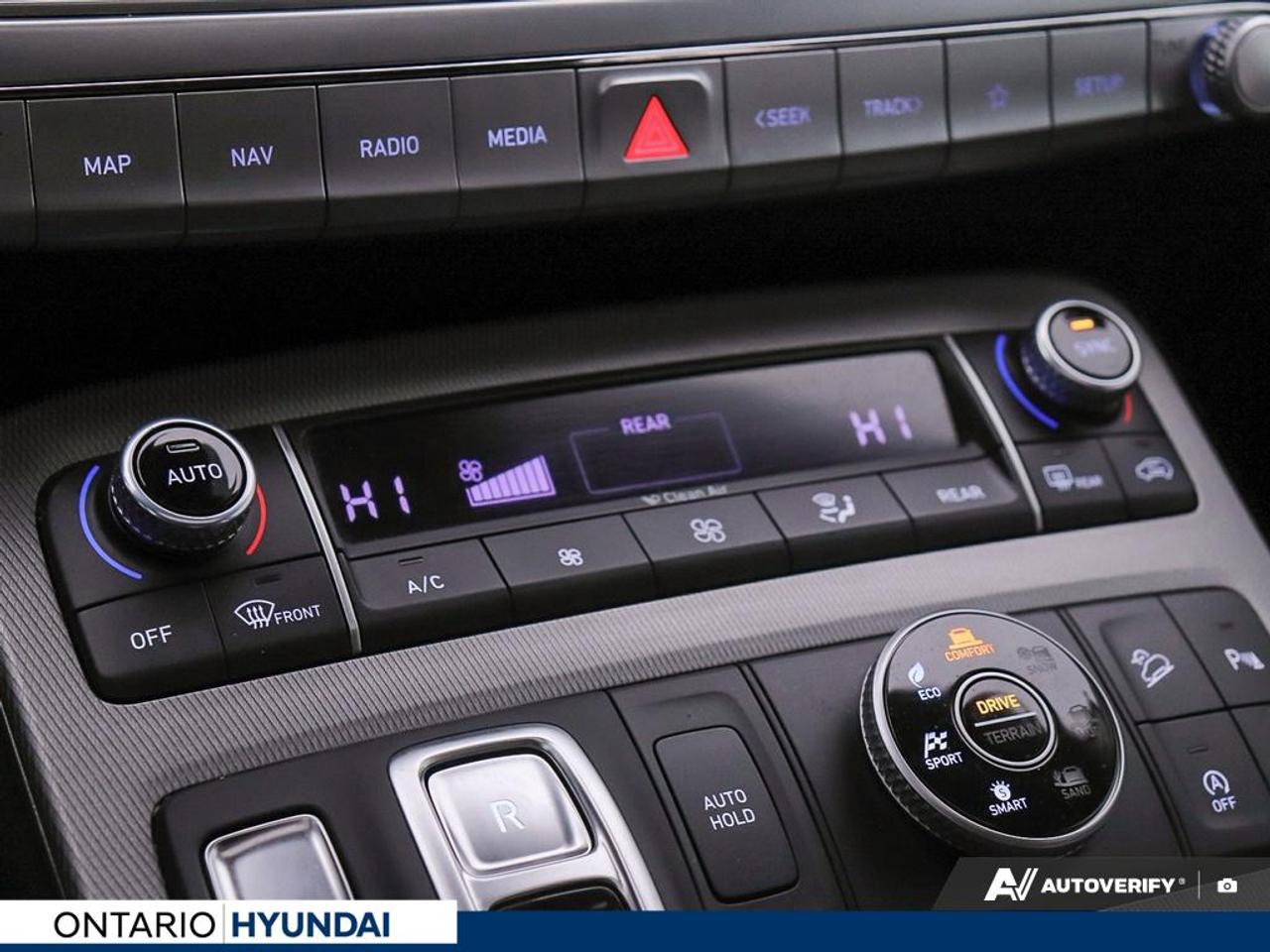 2020 Hyundai PALISADE Luxury 7 Passenger 4dr All-Wheel Drive Photo