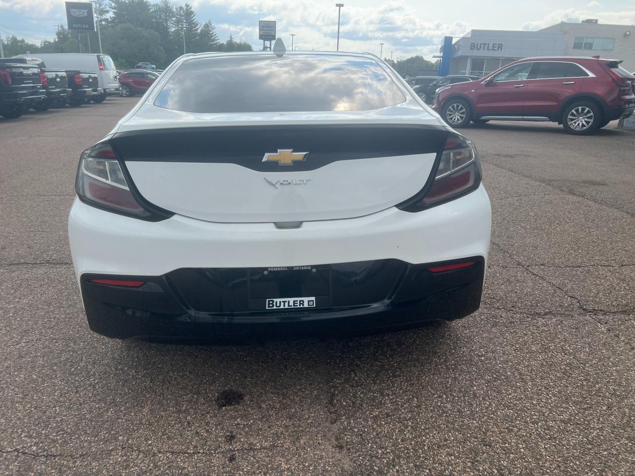 2018 Chevrolet Volt LT 4dr Hatchback Photo
