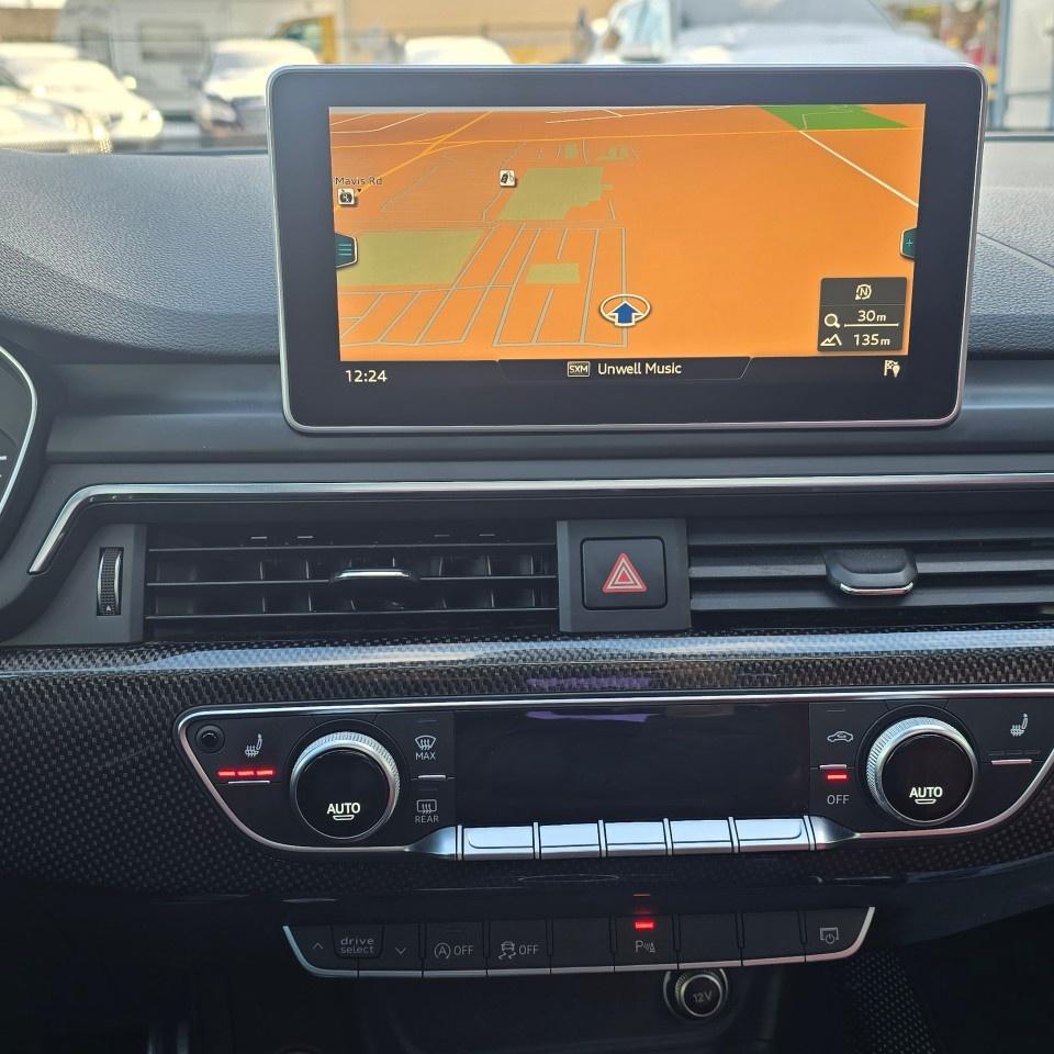 2018 Audi S4 Sedan 3.0 TFSI quattro Technik tiptronic Photo