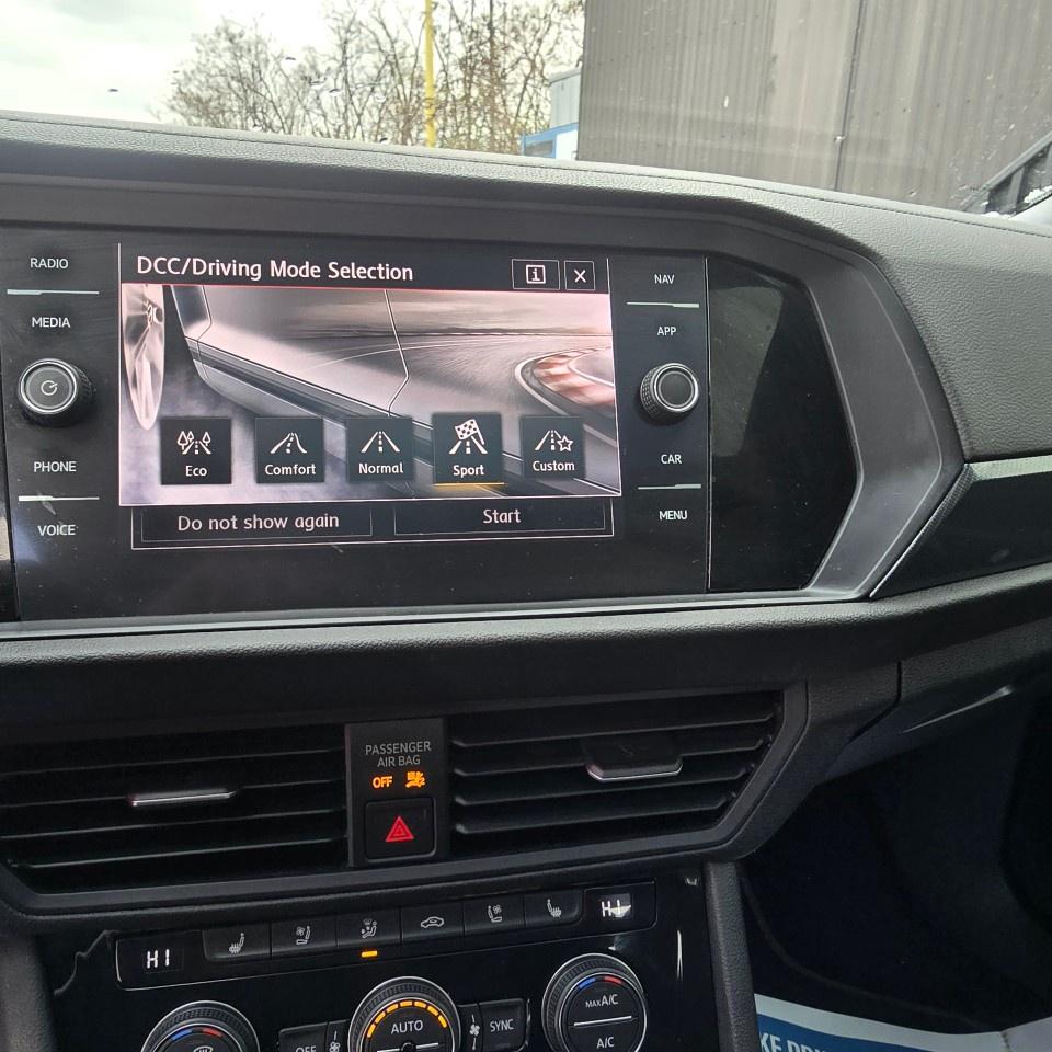 2019 Volkswagen Jetta GLI DSG Photo