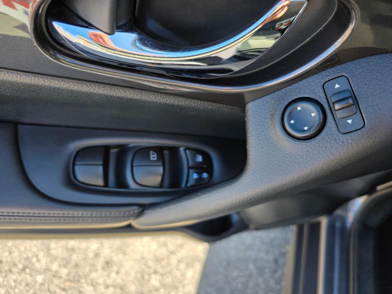 2020 Nissan Rogue S (CVT) 4dr All-Wheel Drive Photo