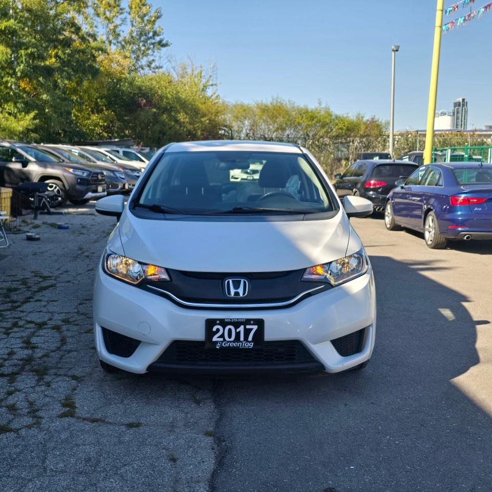 2017 Honda Fit SE CVT Photo