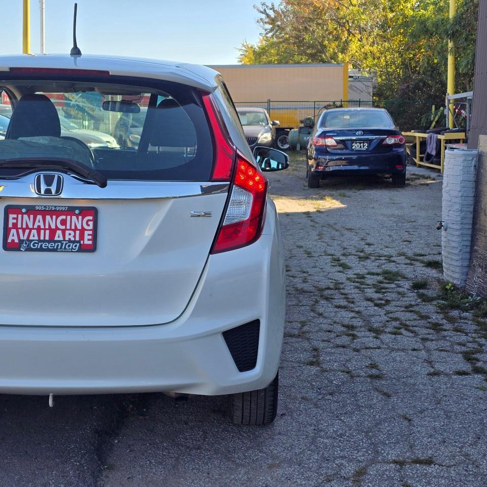 2017 Honda Fit SE CVT Photo