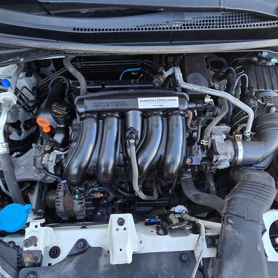 2017 Honda Fit SE CVT Photo