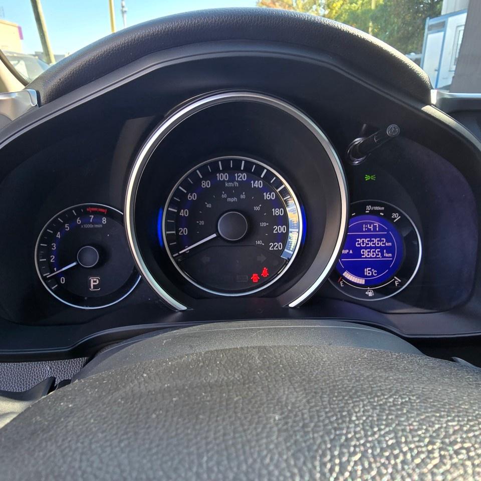 2017 Honda Fit SE CVT Photo