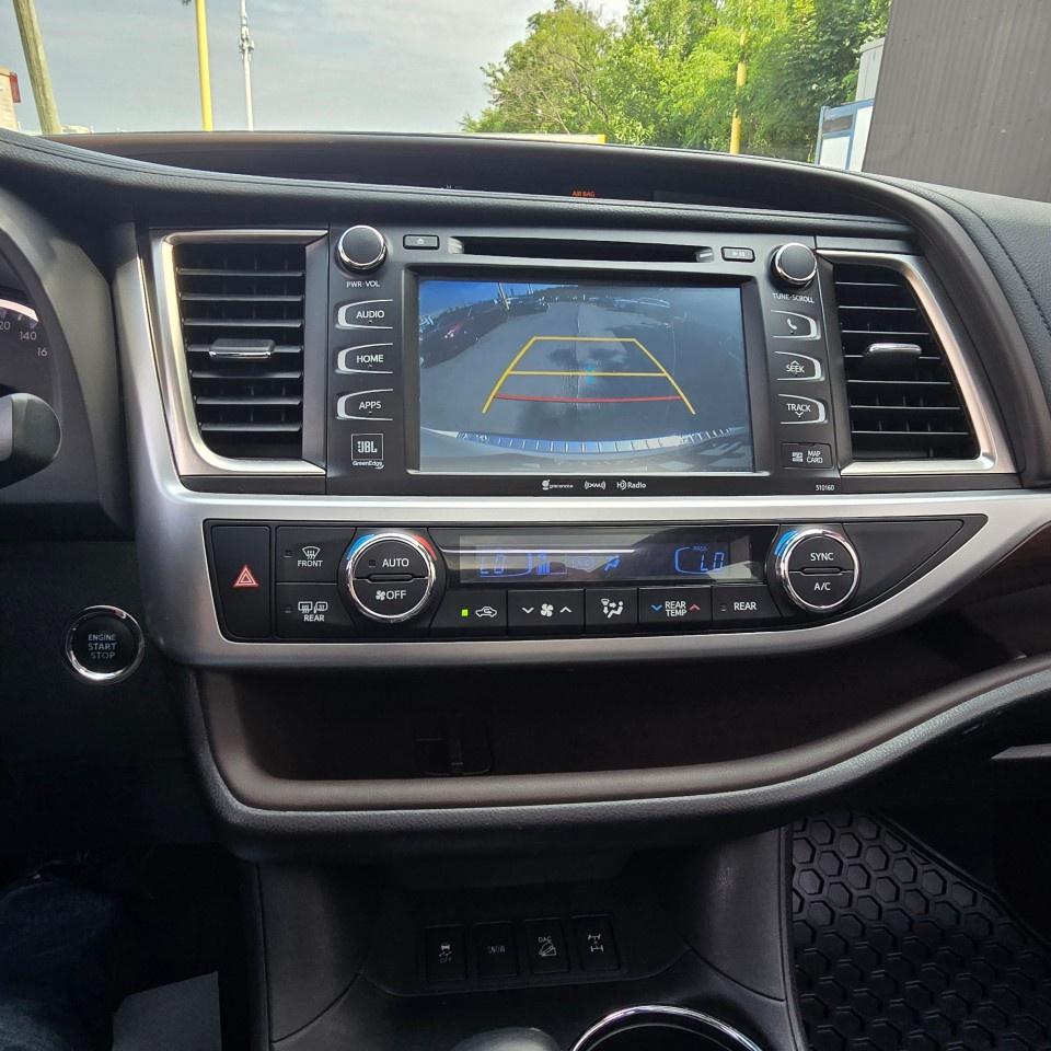 2016 Toyota Highlander AWD 4DR LIMITED Photo