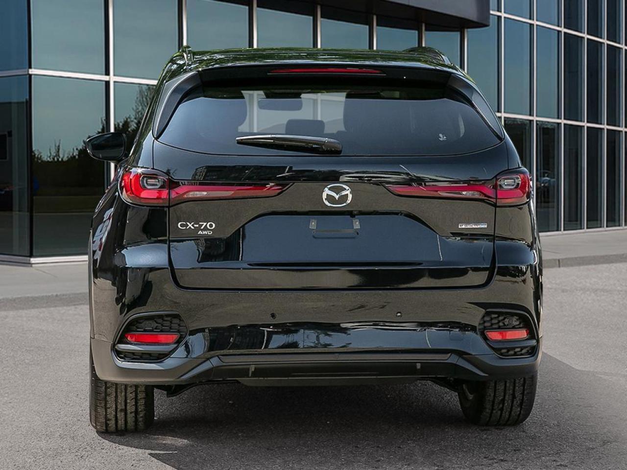 2025 Mazda CX-70 PHEV GS-L 4dr i-ACTIV All-Wheel Drive Sport Utility Photo4