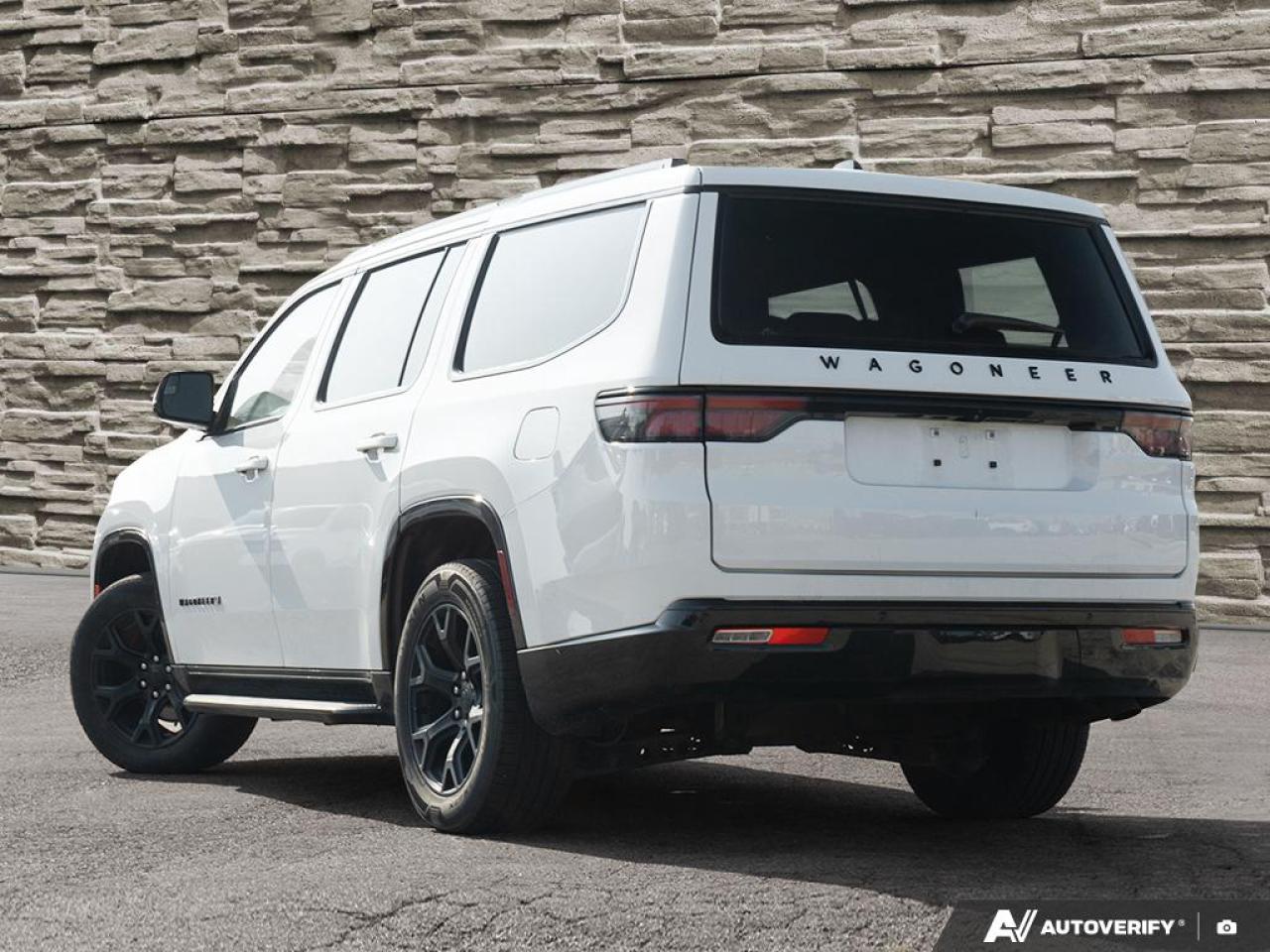 2024 Jeep Wagoneer Series II Carbide 4dr 4x4 Photo