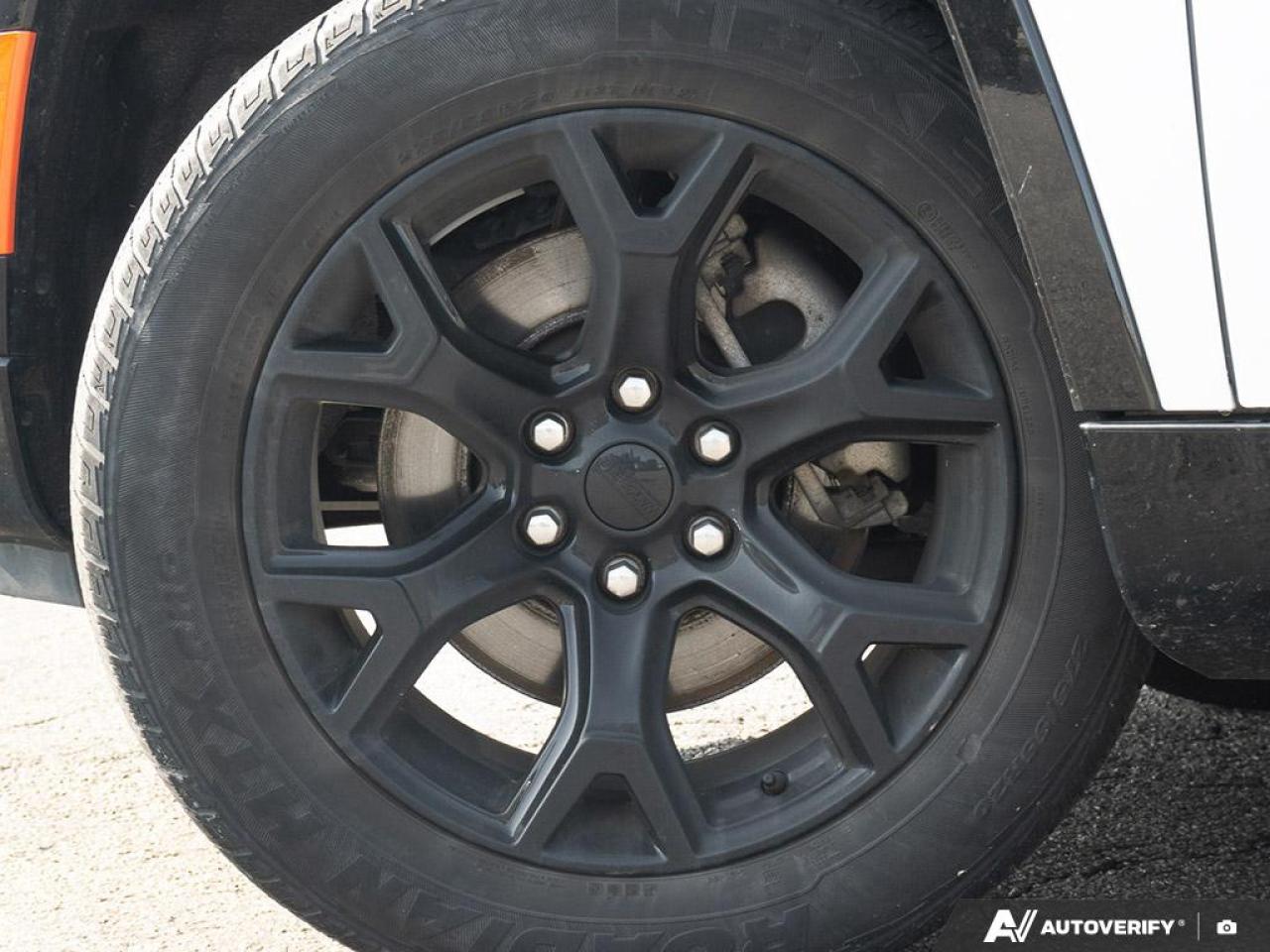 2024 Jeep Wagoneer Series II Carbide 4dr 4x4 Photo