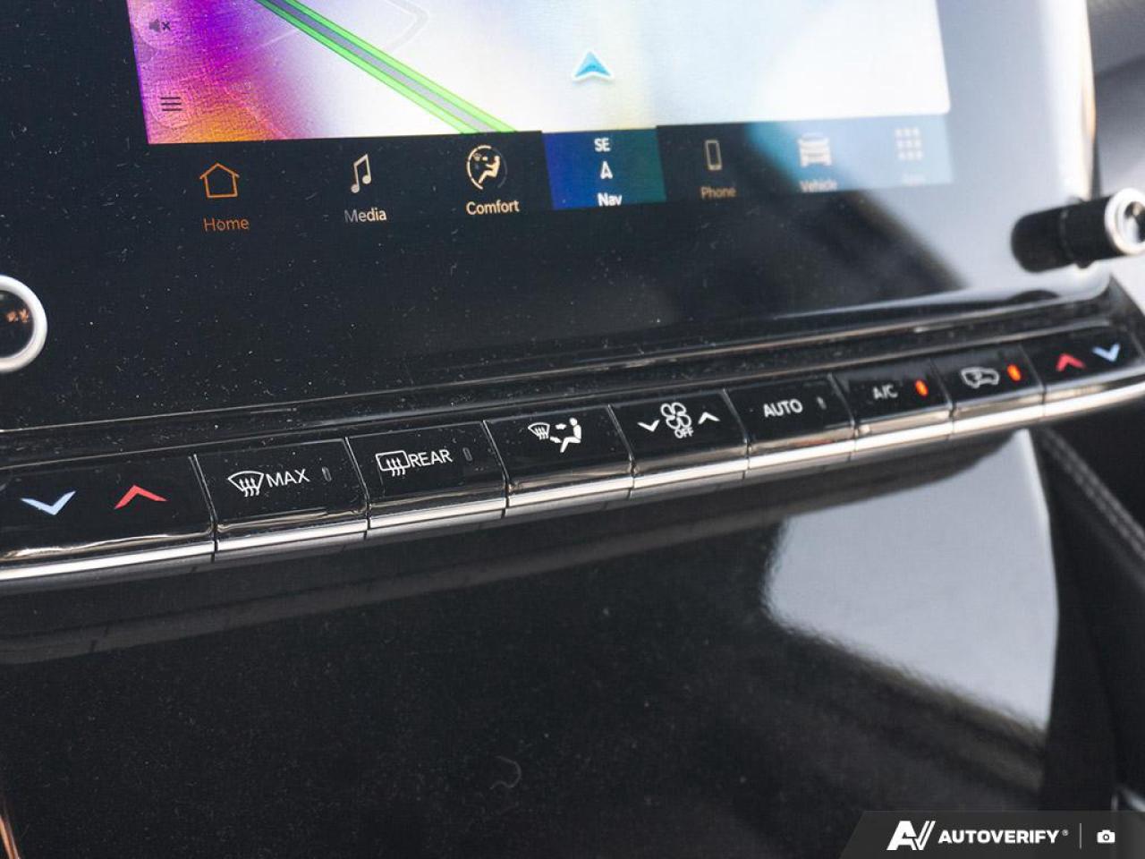 2024 Jeep Wagoneer Series II Carbide 4dr 4x4 Photo