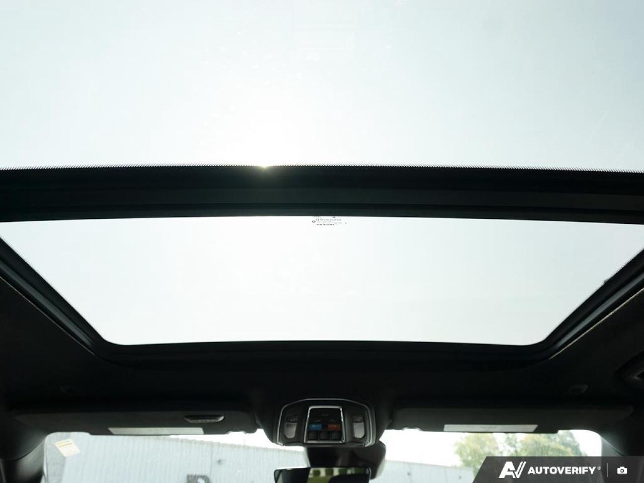 2024 Jeep Wagoneer Series II Carbide 4dr 4x4 Photo