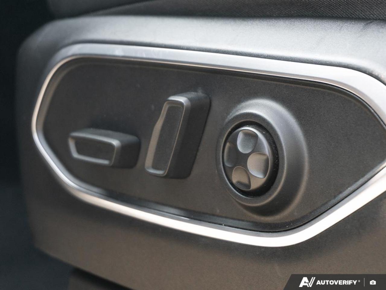 2024 Jeep Wagoneer Series II Carbide 4dr 4x4 Photo