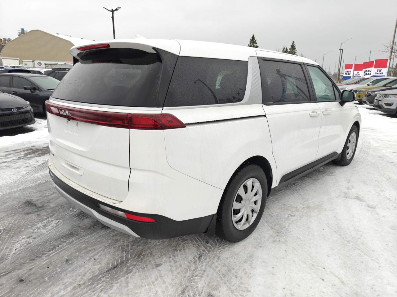 2022 Kia Carnival LX+ Passenger Van Photo