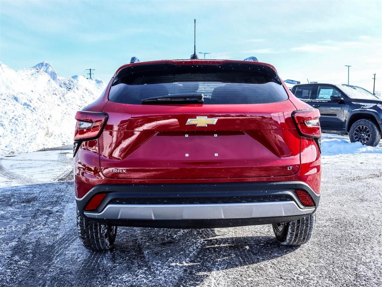 2026 Chevrolet Trax Fwd 4dr Lt Photo