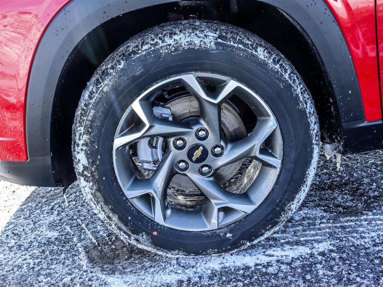 2026 Chevrolet Trax Fwd 4dr Lt Photo