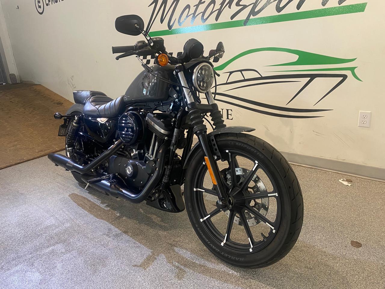 2022 Harley-Davidson SPORTSTER IRON 883  Photo5