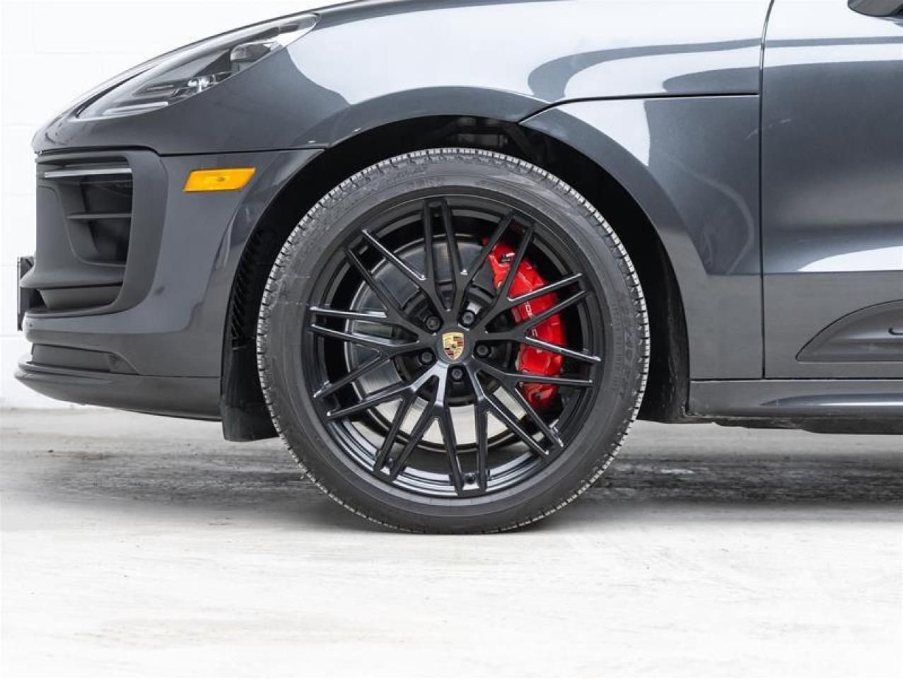 2023 Porsche Macan  Photo