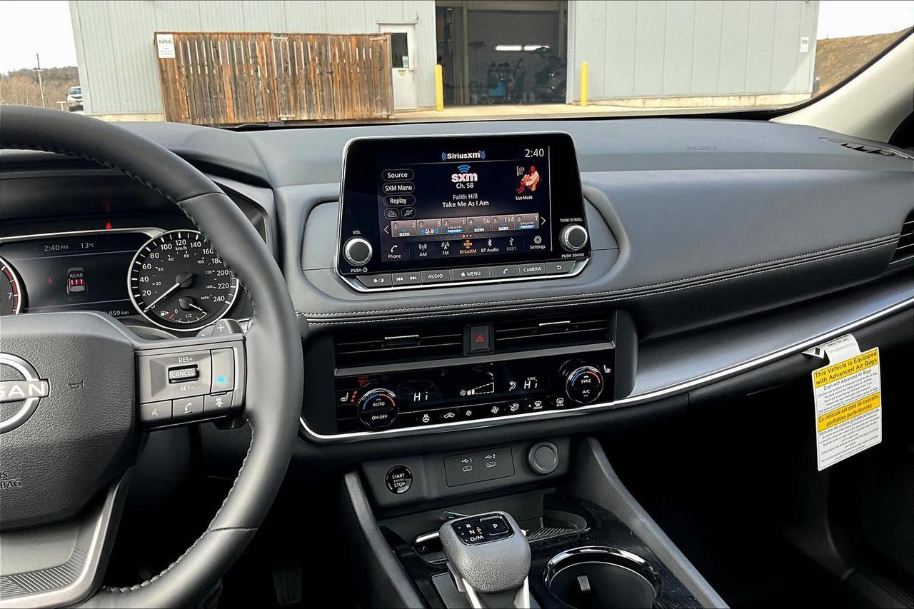 2025 Nissan Rogue Midnight Edition 4dr All-Wheel Drive Sport Utility Photo