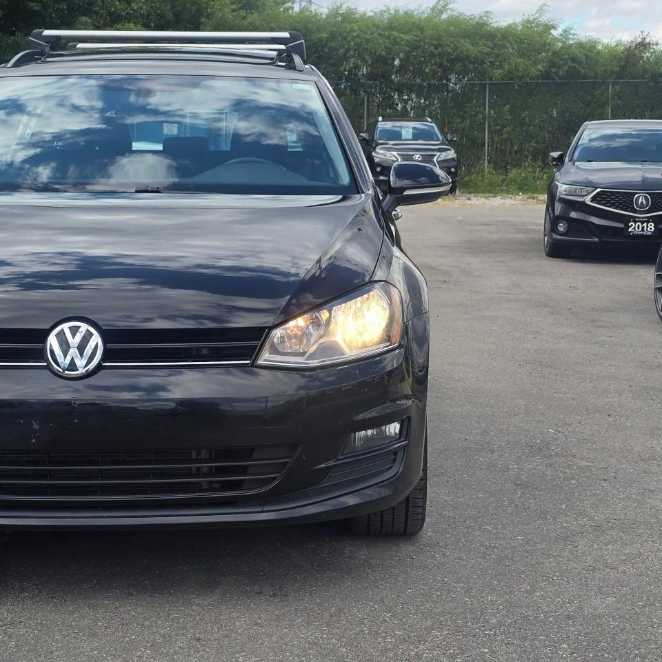 2017 Volkswagen Golf SportWagen 4dr DSG 1.8 TSI Highline 4MOTION Photo3