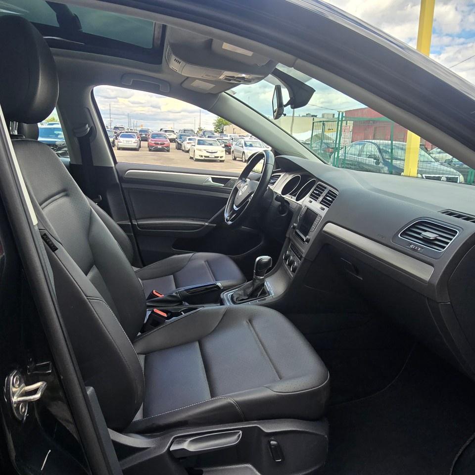 2017 Volkswagen Golf SportWagen 4dr DSG 1.8 TSI Highline 4MOTION Photo