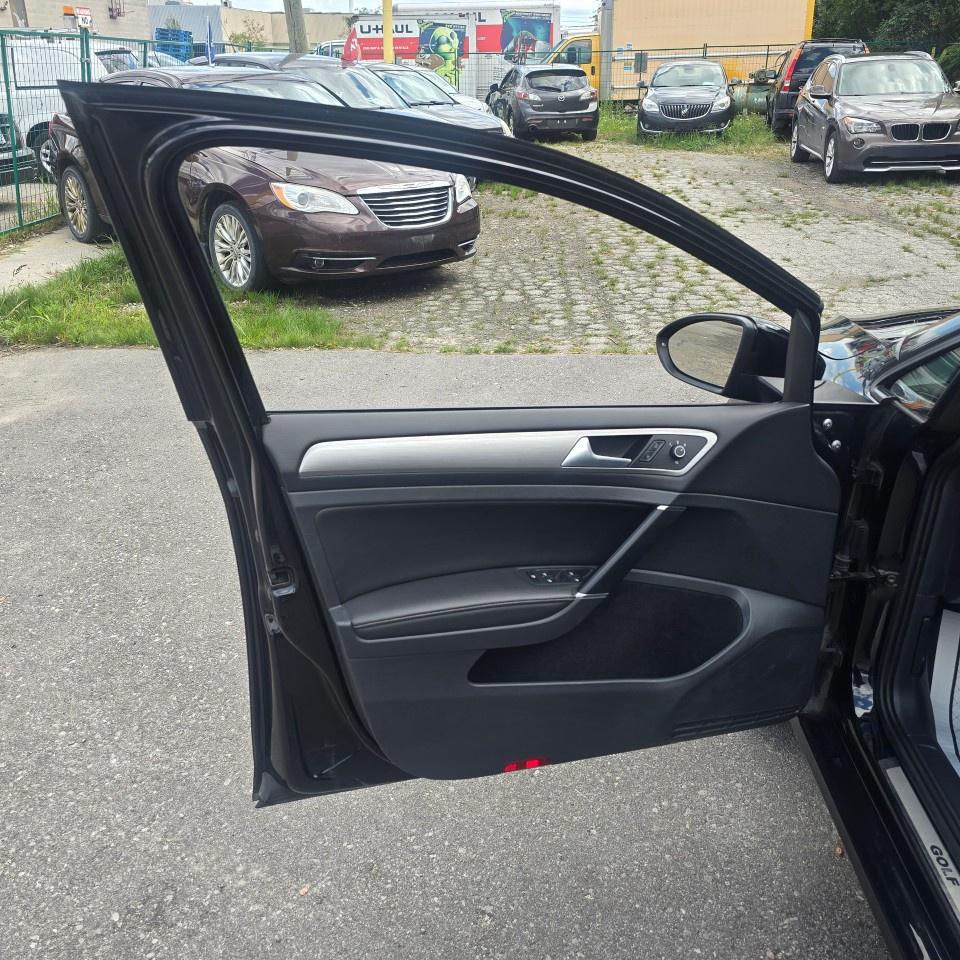 2017 Volkswagen Golf SportWagen 4dr DSG 1.8 TSI Highline 4MOTION Photo