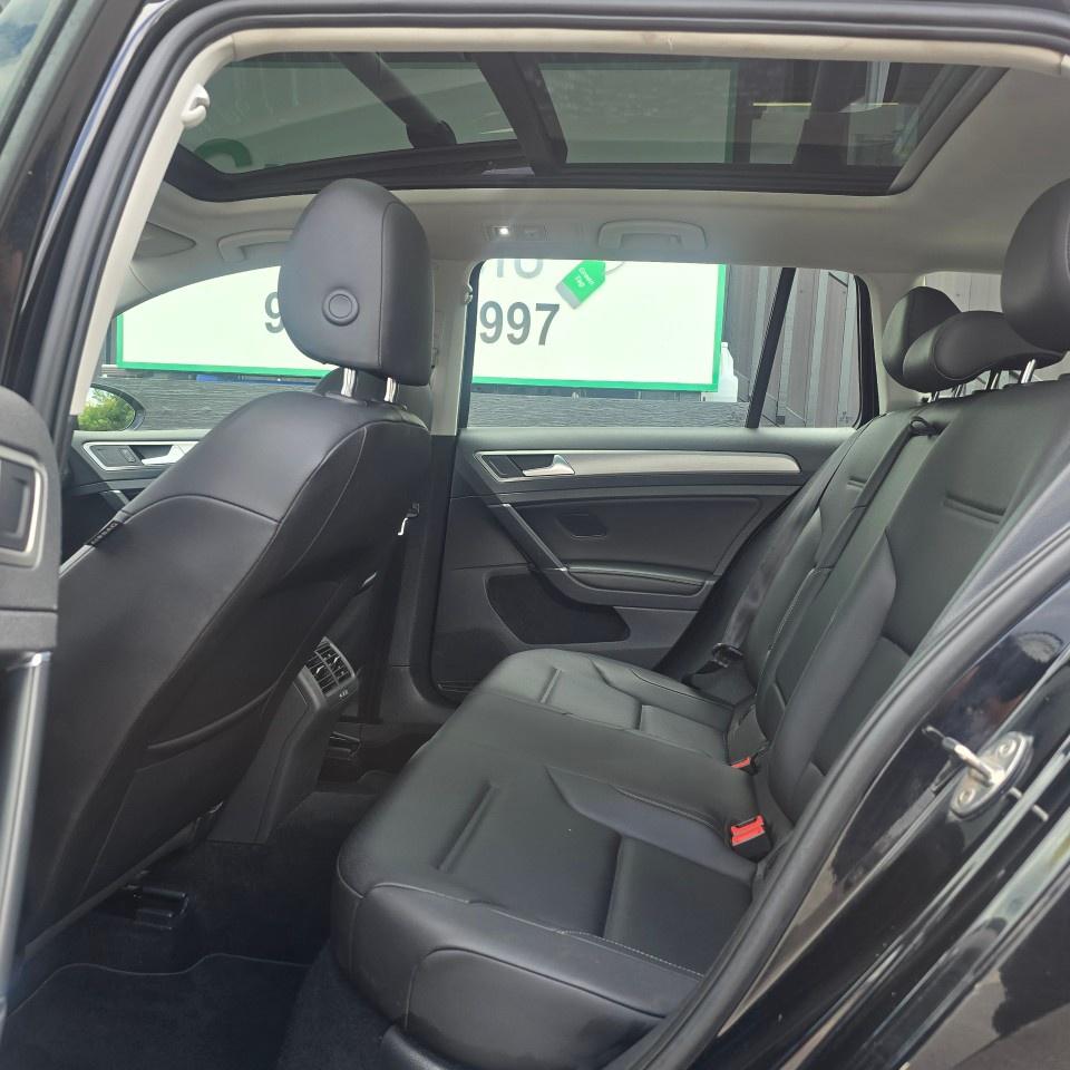 2017 Volkswagen Golf SportWagen 4dr DSG 1.8 TSI Highline 4MOTION Photo