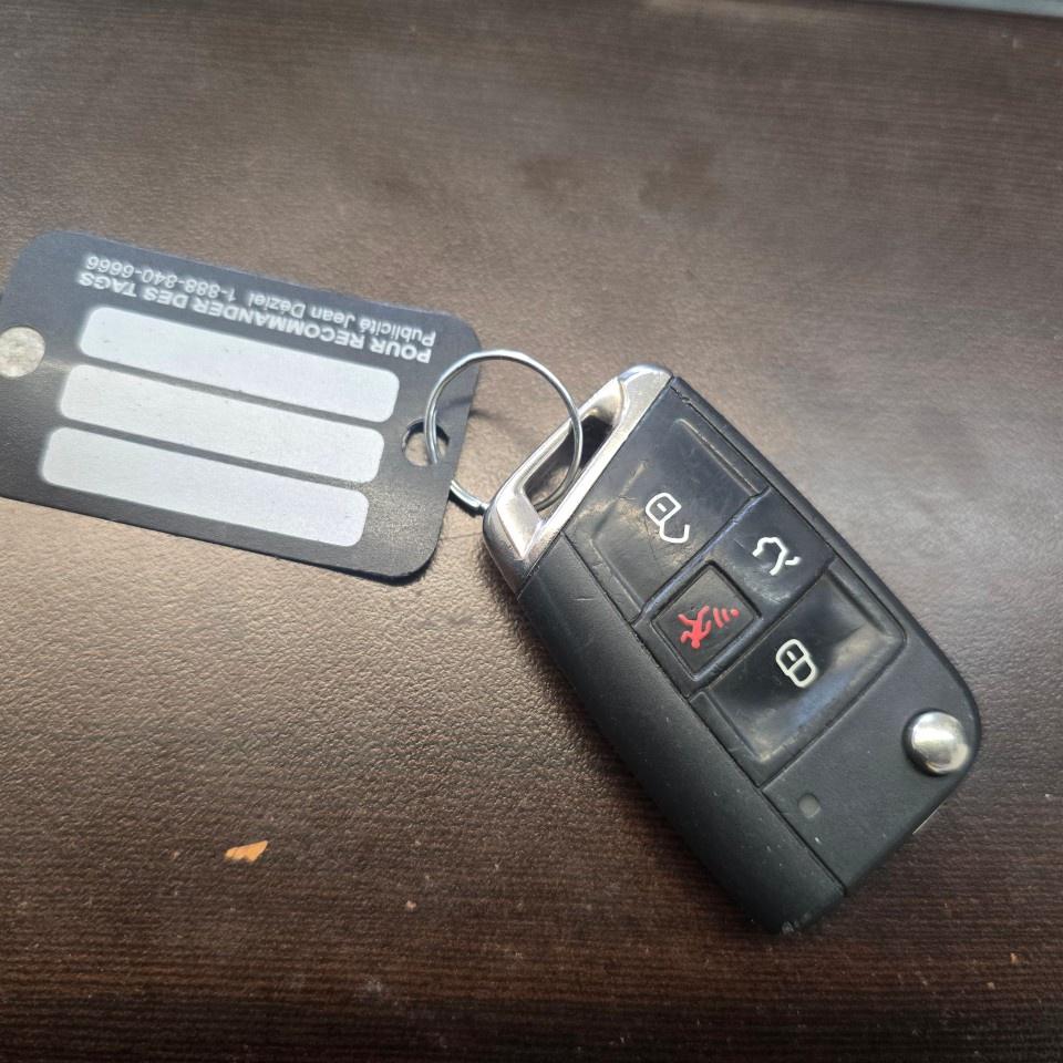 2017 Volkswagen Golf SportWagen 4dr DSG 1.8 TSI Highline 4MOTION Photo