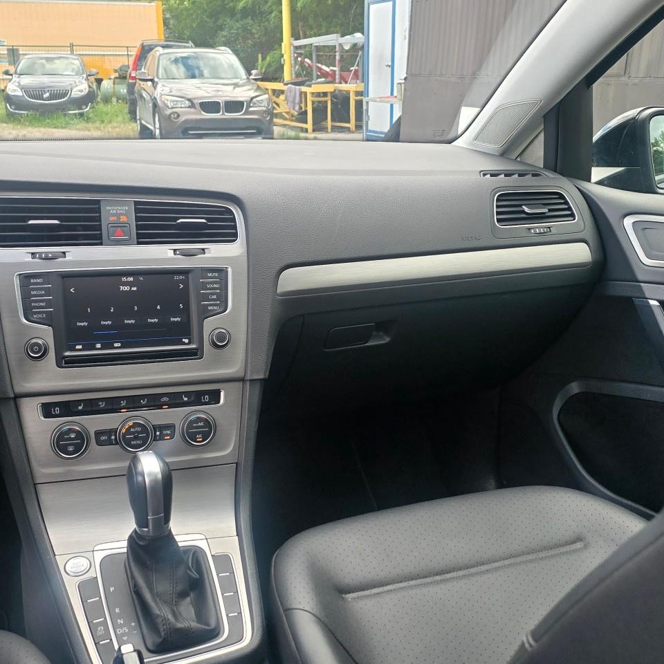 2017 Volkswagen Golf SportWagen 4dr DSG 1.8 TSI Highline 4MOTION Photo