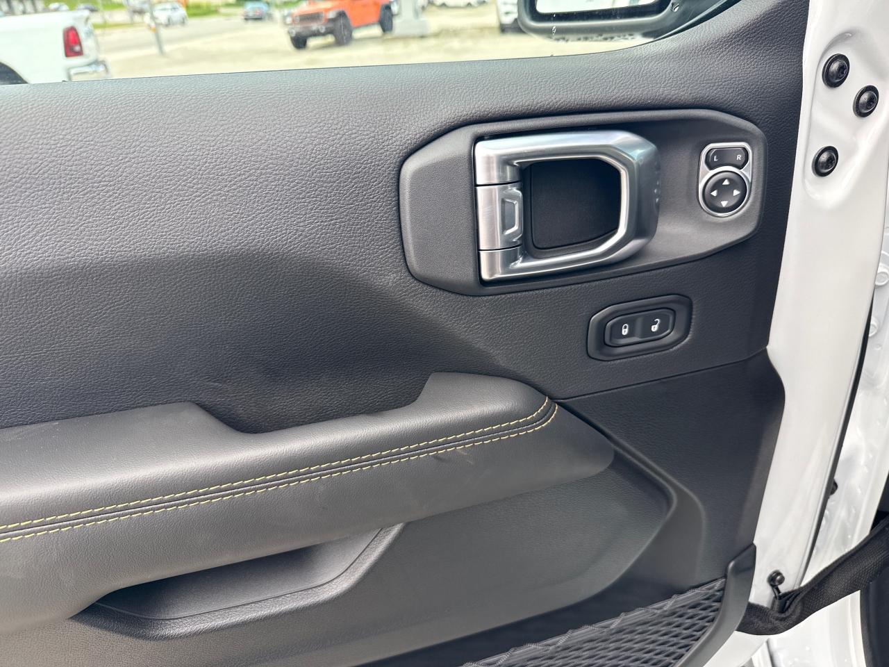 2025 Jeep Wrangler SAHARA 4DR 4X4 Photo