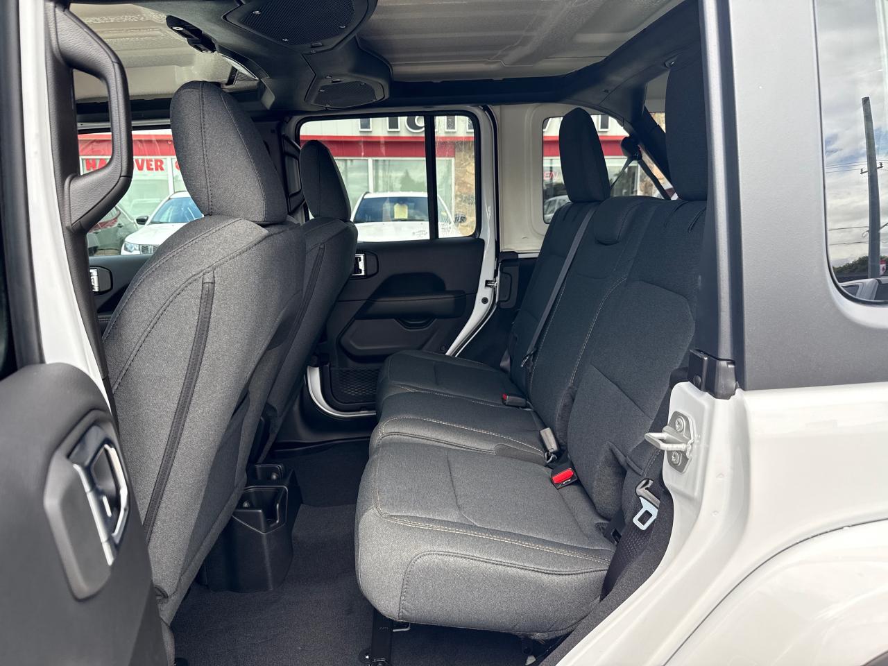 2025 Jeep Wrangler SAHARA 4DR 4X4 Photo