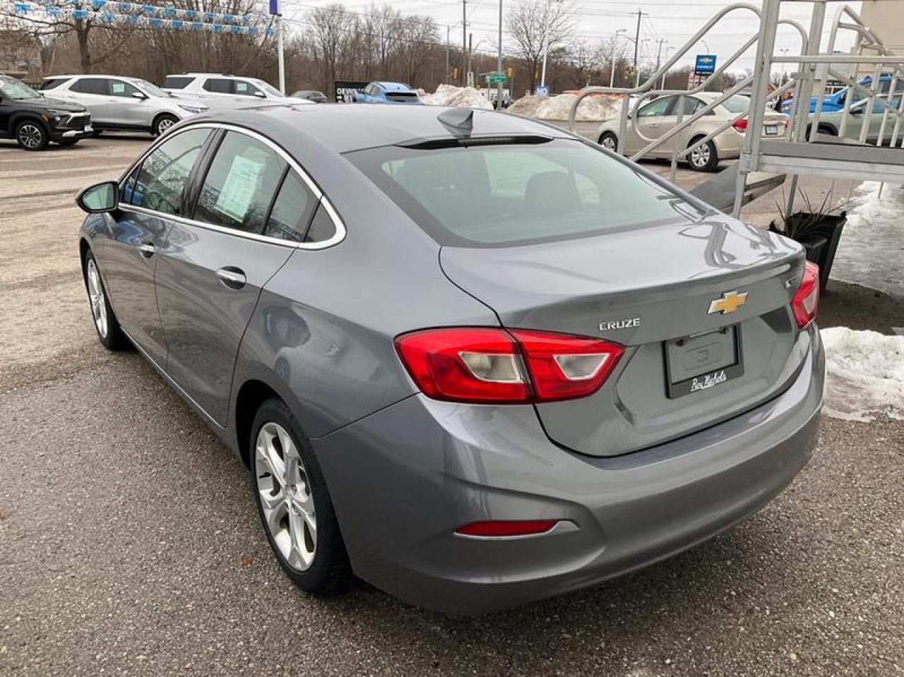 2018 Chevrolet Cruze Premier Photo
