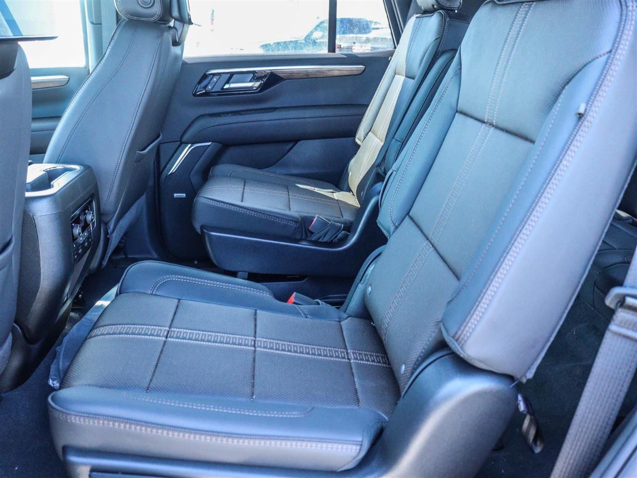 2025 Chevrolet Tahoe 4WD 4dr High Country Photo