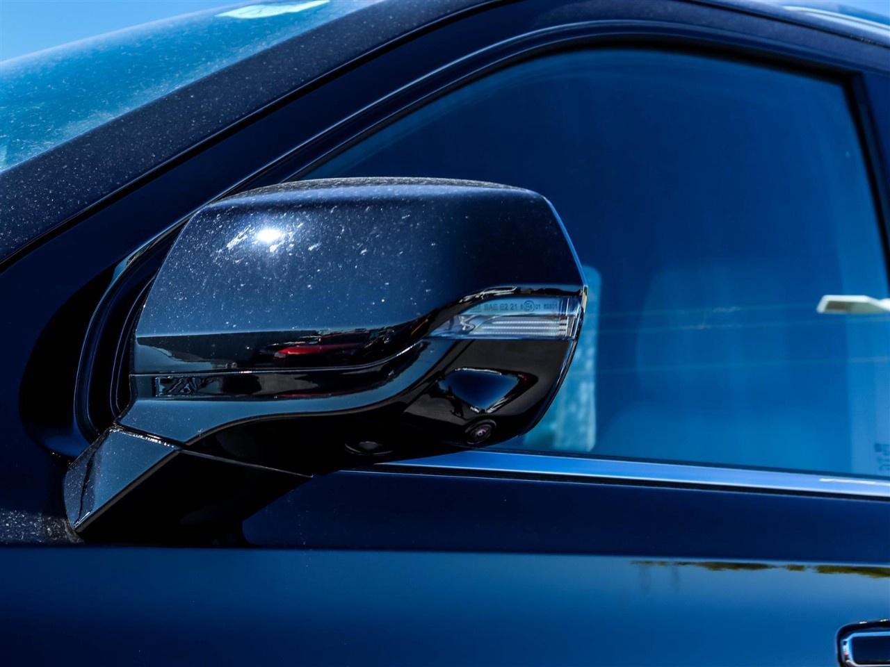 2025 Chevrolet Tahoe 4WD 4dr High Country Photo