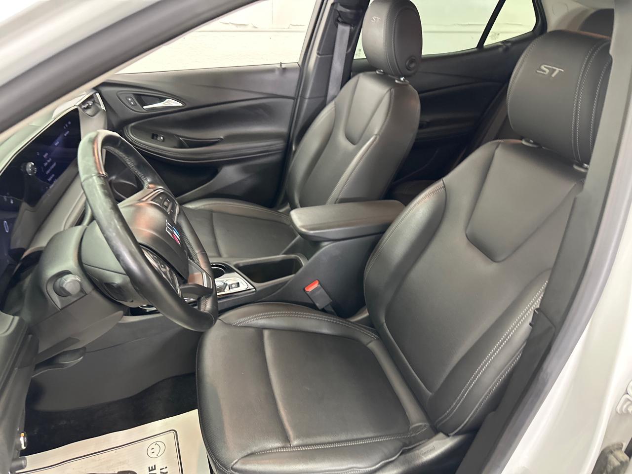 2024 Buick Encore GX Sport Touring 4dr All-Wheel Drive Photo