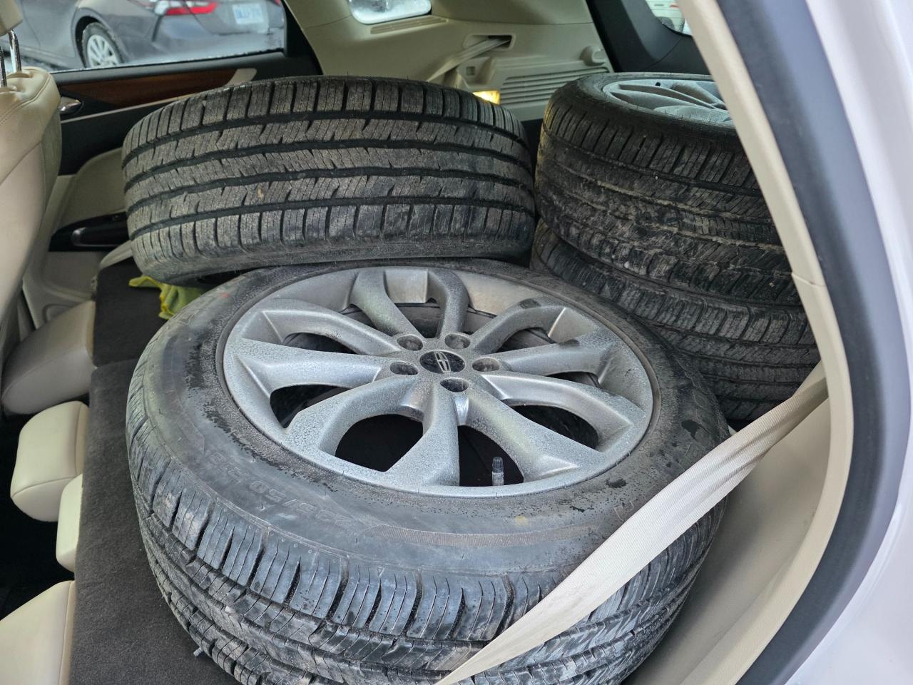 2019 Lincoln MKC Select 4dr All-wheel Drive Photo