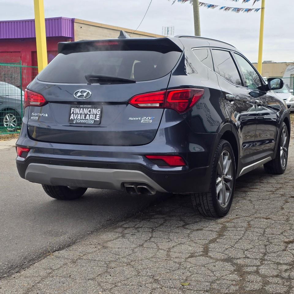 2018 Hyundai Santa Fe Sport 2.0T Limited AWD Photo