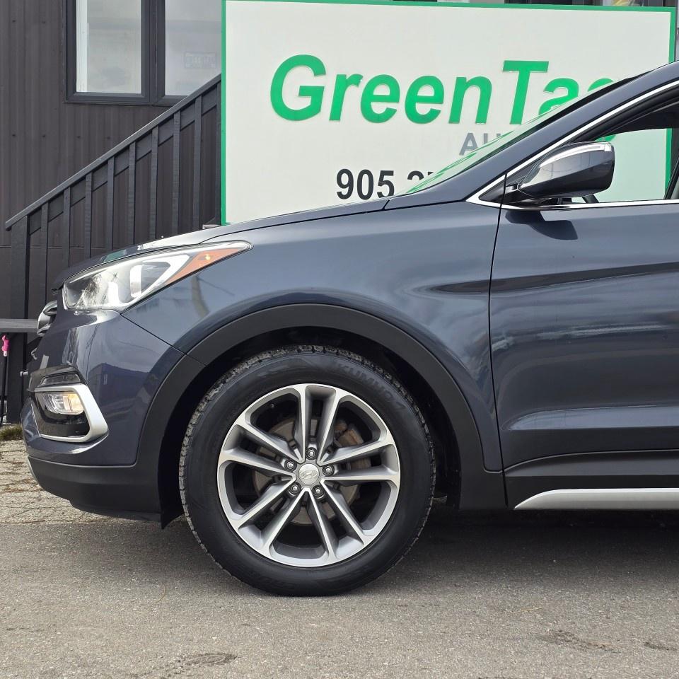 2018 Hyundai Santa Fe Sport 2.0T Limited AWD Photo