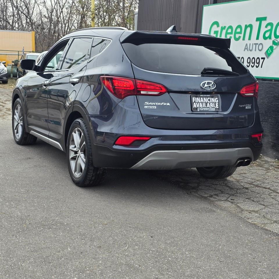 2018 Hyundai Santa Fe Sport 2.0T Limited AWD Photo