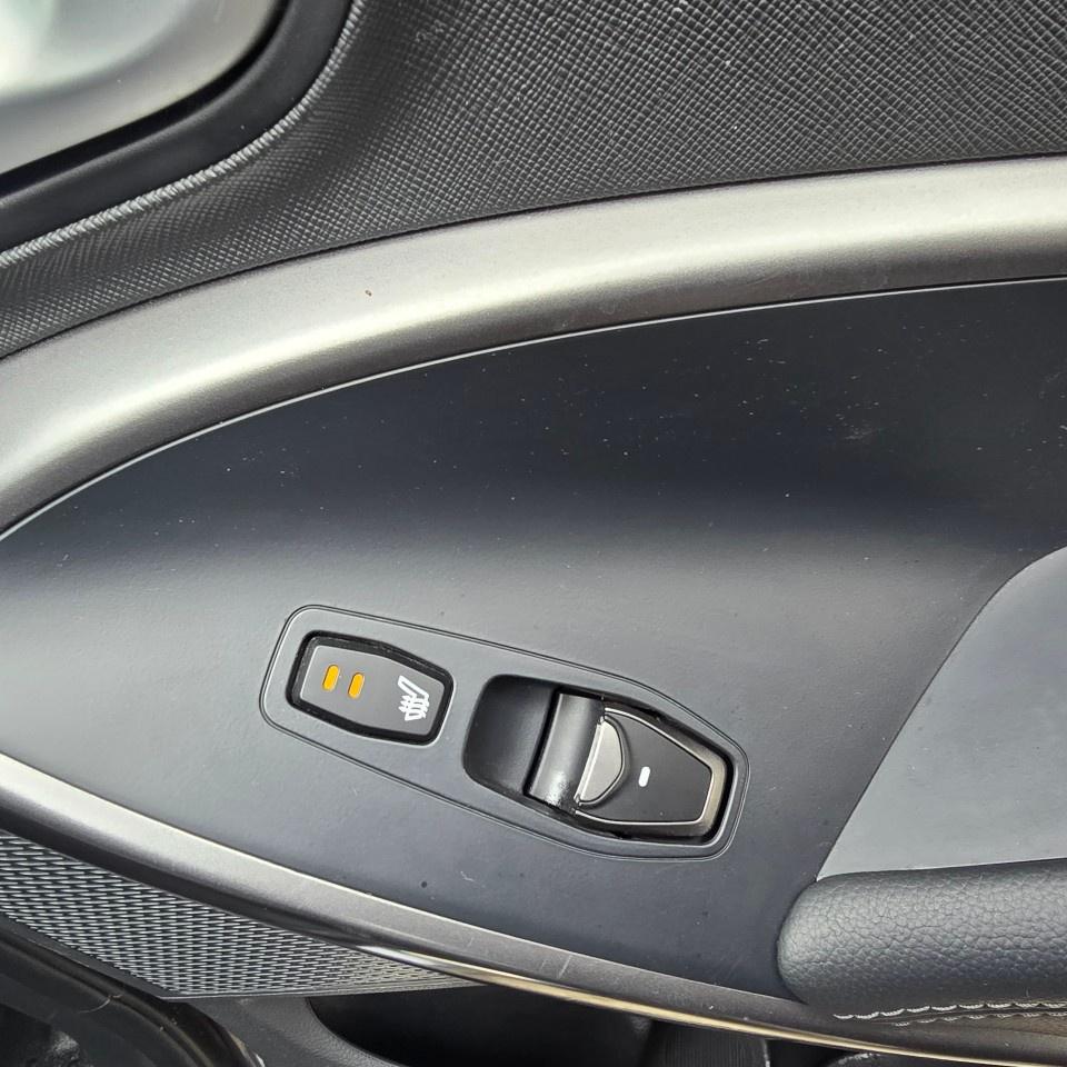 2018 Hyundai Santa Fe Sport 2.0T Limited AWD Photo