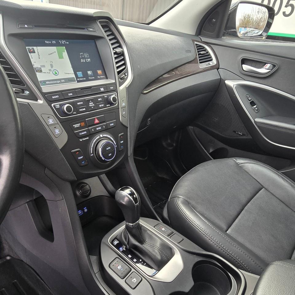 2018 Hyundai Santa Fe Sport 2.0T Limited AWD Photo