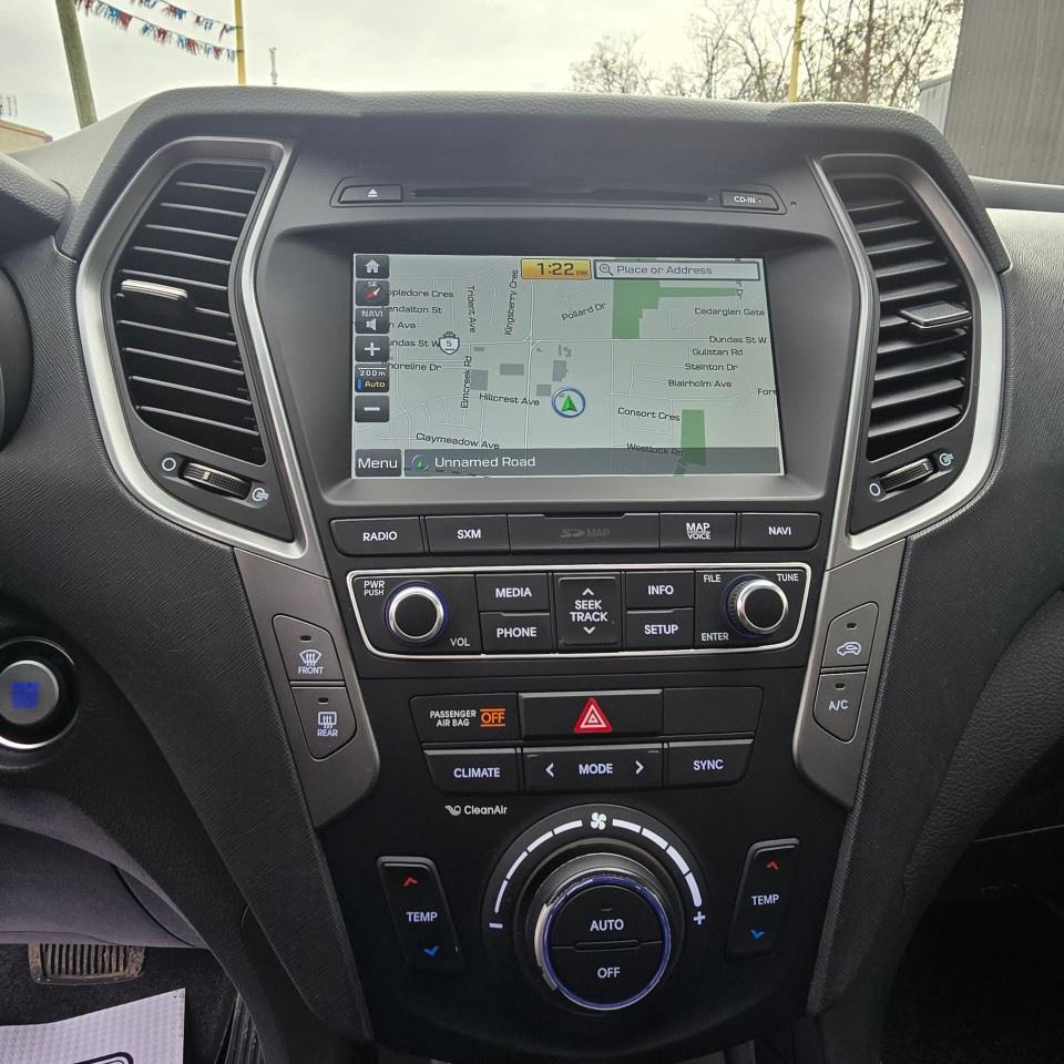 2018 Hyundai Santa Fe Sport 2.0T Limited AWD Photo