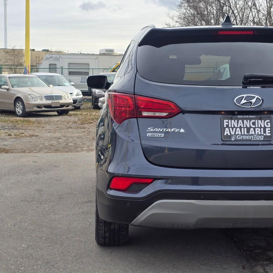 2018 Hyundai Santa Fe Sport 2.0T Limited AWD Photo